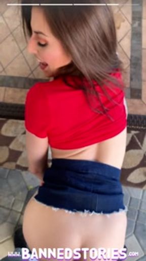 Babe Spencer Bradley is Cum Twerking in PUBLIC POV