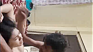 Bhabhi Funbags Blowing and Humping In kitchen