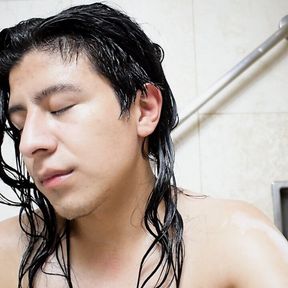 Bathing my hair with shampoo