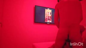 Fudendo o cara casado na cama do sua mulher.