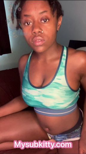 Horny Gym Babe Masturbates