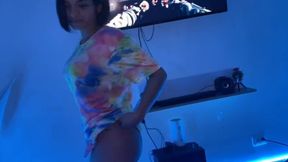 Stepmom in lingerie dishes, son pleasures her