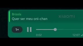 Garota me chama de oni-chan e come&ccedil_o a jogar a angry birds