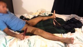 Hands-free solo masturbation with multiple cumshots