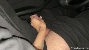 Jerk off and sucking dick in car - facial