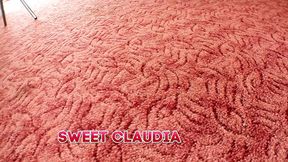 Getting Her Ass Stuffed! Horny MILF Enjoys the Cum in Her Hole!