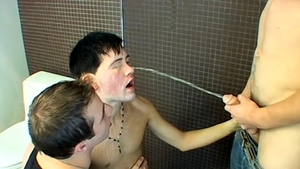 Boys-Pissing.com - Krist Cummings orgy