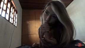 hot chat med den mest greluda blonde av xvideos, nyter mye for fanen!