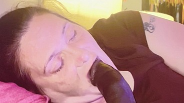 Hot thick midget suck and slurping on a bbc