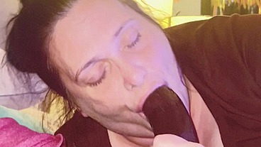 Hot thick midget suck and slurping on a bbc