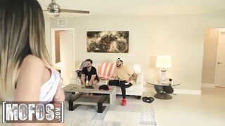 MOFOS - Filthy Beauty Monica Asis & Jaye Summers Eating each