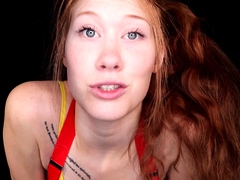 Young amateur teen in solo masturbation getting kinky