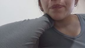 Lola playas with her saliva and makes bubbles.