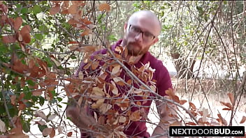 Outdoor threesome barebacking with handsome gays