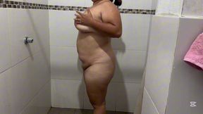 amazing recorded my big stepmom while she bathes and touches herself well while showering.