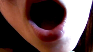 Teen camgirl likes to tease
