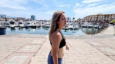 UN DIA EN LA VIDA DE SAMARA CLANZ P1 "AMAMANTANDO" UN ADULTO