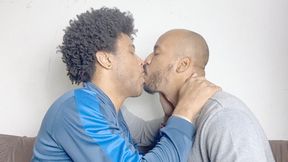 KISS WITH A LOT OF PASSION AND DESIRE BETWEEN TWO BRAZILIAN ALPHAS MALES - BY JAMAL SANGENT AND JHONY MURRAY - FULL VERSION IN FULL HD