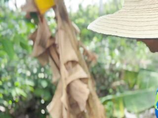 OFRESCO DINERO A CAMPESINA PARA QUE SE TRAGUE MI LECHE