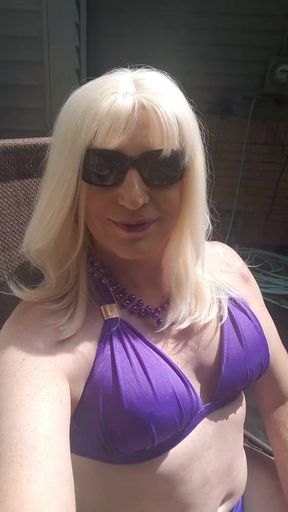 Sun tanning tranny