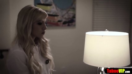 Petite gold digger teens fucked to get the treasury box