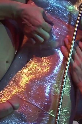 Fetisch babe destory her ass