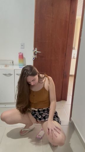 Blonde Big Ass Jumping Alone