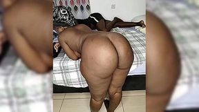 Big Booty Ebony Lesbians: Thick Chicks Twerk & Finger Fuck