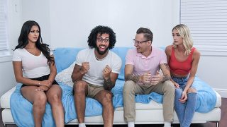 مصة فموية فوضوية من أختها غير الشقيقة صوفيا ليون