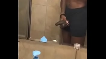 Herfavchoker bbc in the showers.