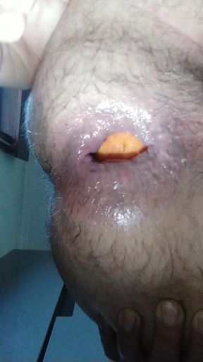 The appel is in the oven