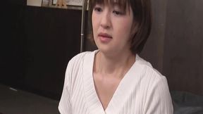 P087G04 A womanly mother-in-law who falls into pleasure in her body and mind due to intense sexual intercourse penetrated by her father-in-law's too big!