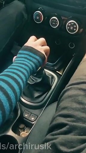 Hard Fuck a Cute Twink in a Skirt on the Road and Fucked Him in His Taxi Without Condoms on a Cruise.