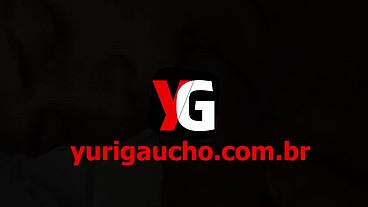 YURI GAÚCHO - Seduzindo o cara da manutenção