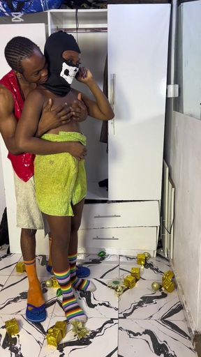 Ebony Babe Loves to Get Boned Real Hard