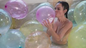 Soapy Goddess Destroys Balloons In Bathtub