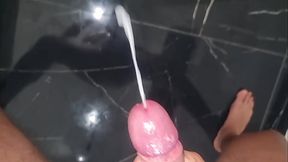 Amateur hunk wanks huge cock and moans