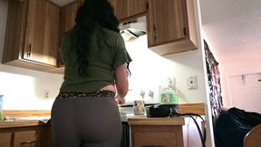 Stepmommy Becomes a Slut 1