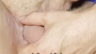 Eu comprei uma bomba peniana! Experimentei dentro do carro, no fim do vídeo, recebi uma chamada!