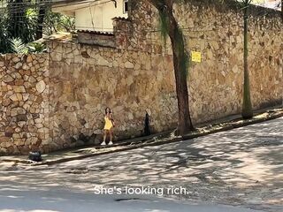 I Bang the Stranger Who's Lost on the Street