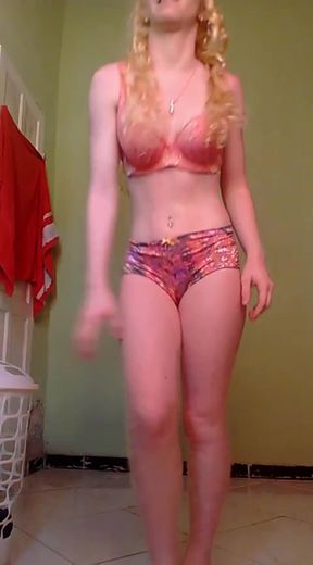 BLONDE AND BRUNETTE DANCING MASTURBATING UNTIL I LIKE IT