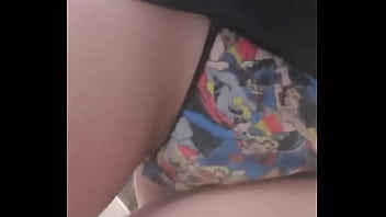 Petite vid&eacute_o de ma chatte et de mon beau clito pour bien commencer la semaine