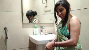 Fucked Stepsister naked in the bathroom