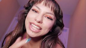 NAUGHTY BABE DAKOTA QUINN GETS HER ASS PLUGGED FOR THE FIRST TIME