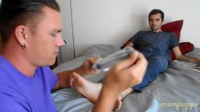 Lick Tickling Twink Master's Feet - Kody Tracer - Leo Blue