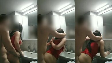 Greek quarantine MILF's anal cure for corona virus