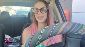 Vicky facestuffing in her car- HD 1080p