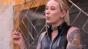 Smoking outside II FHD MP4