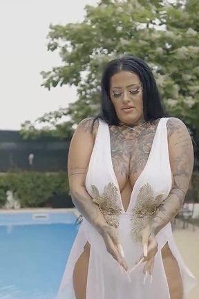 BBW with Big Tits and Long Nails Masturbating by the Pool