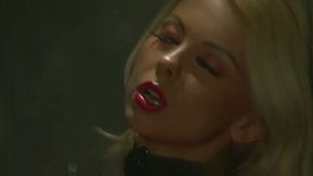 Alluring blonde doll wanks on cam